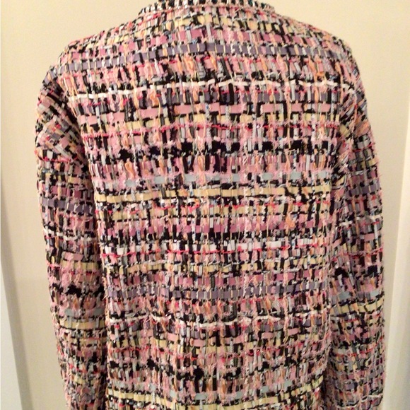 Rare CHANEL Multicolor Pastel Tweed Jacket FR40 (8 US equiv.). - Picture 3 of 11